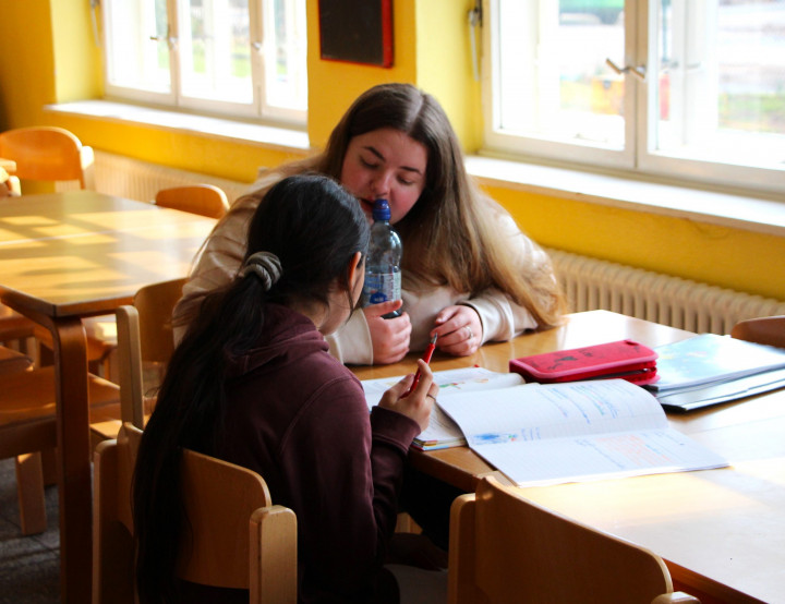 Hausaufgaben in Jona's Haus